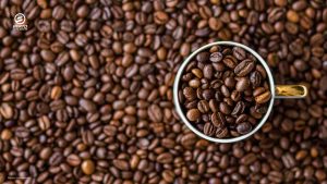 Clean cup of specialty coffee showcasing flavor clarity achieved through hot air roasting.