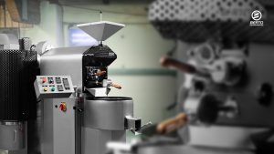 Side view of Berto Essential Air with a smokeless system to reduce roasting fumes and a cleaner roasting environment.